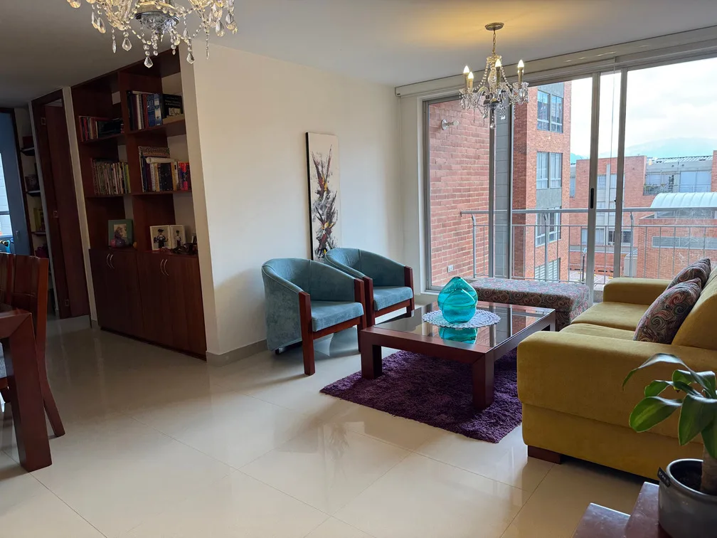 Apartamento remodelado en Calle 170, Usaquén
